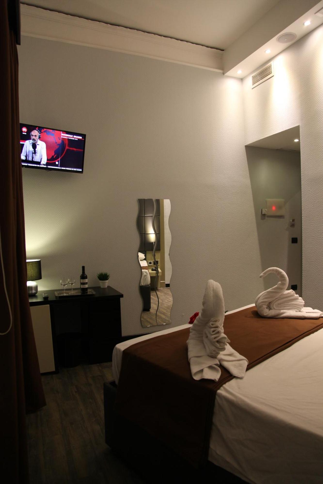 Dolce Vita Rooms Napels Buitenkant foto