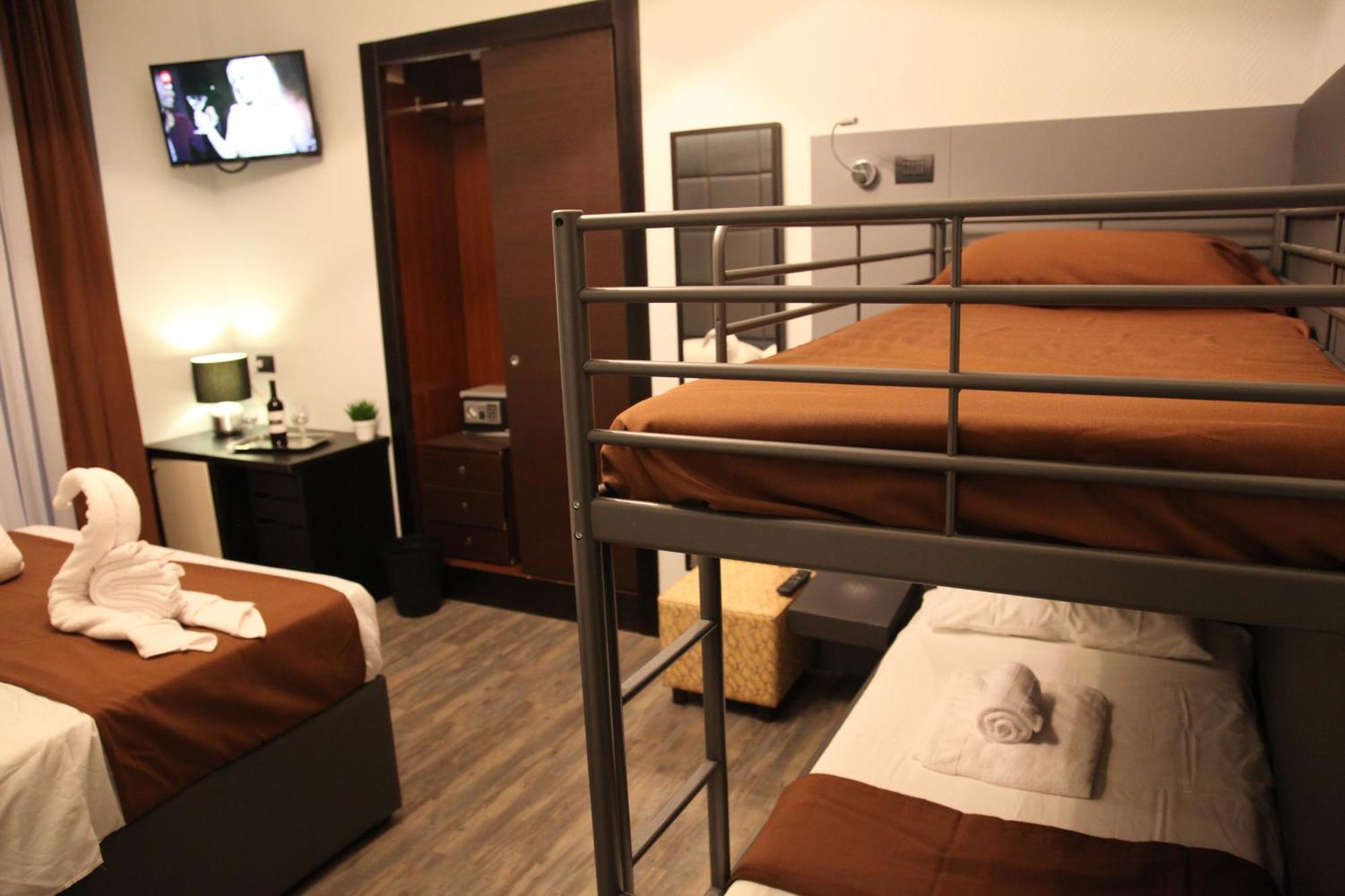 Dolce Vita Rooms Napels Buitenkant foto