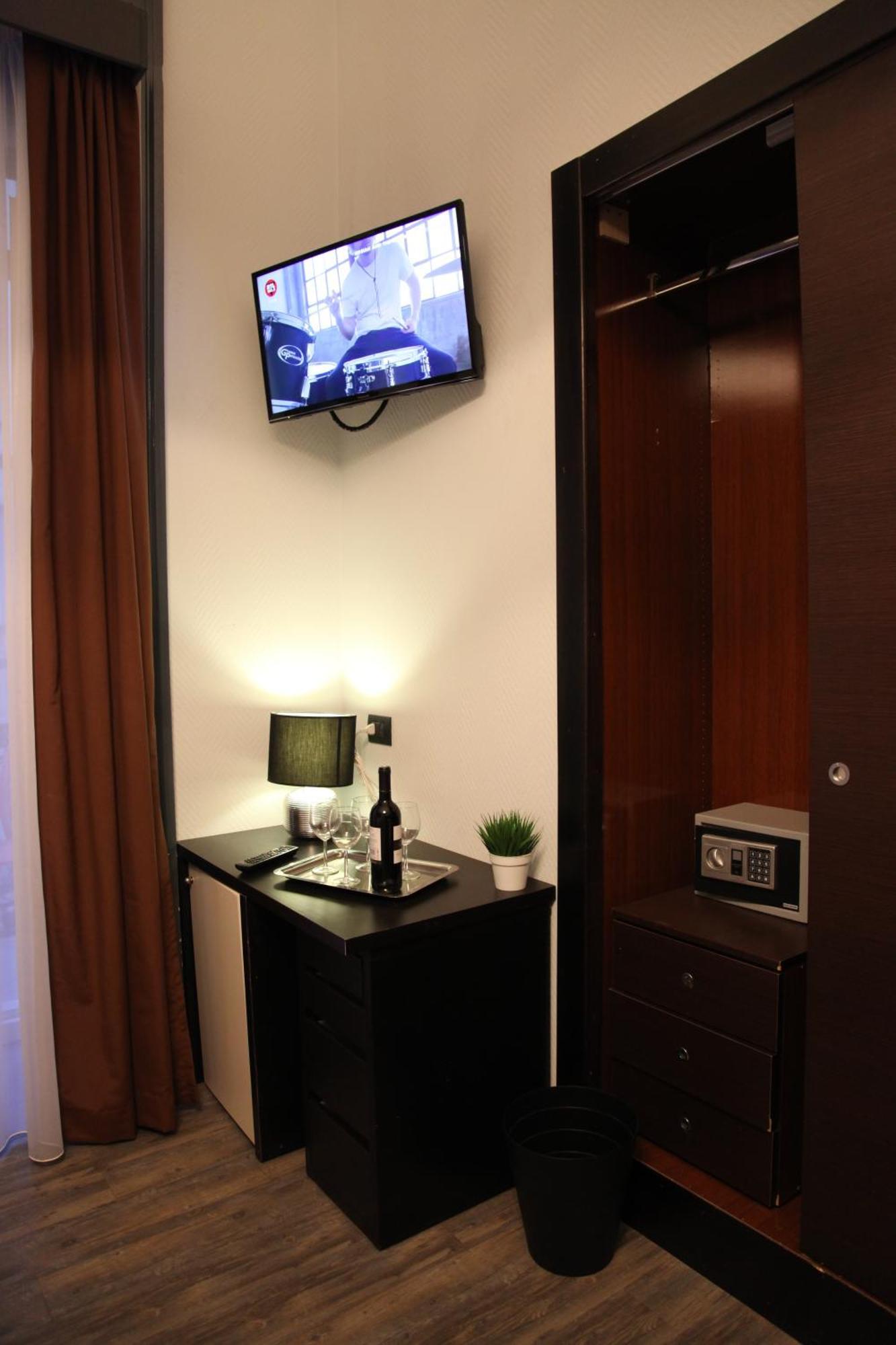 Dolce Vita Rooms Napels Buitenkant foto