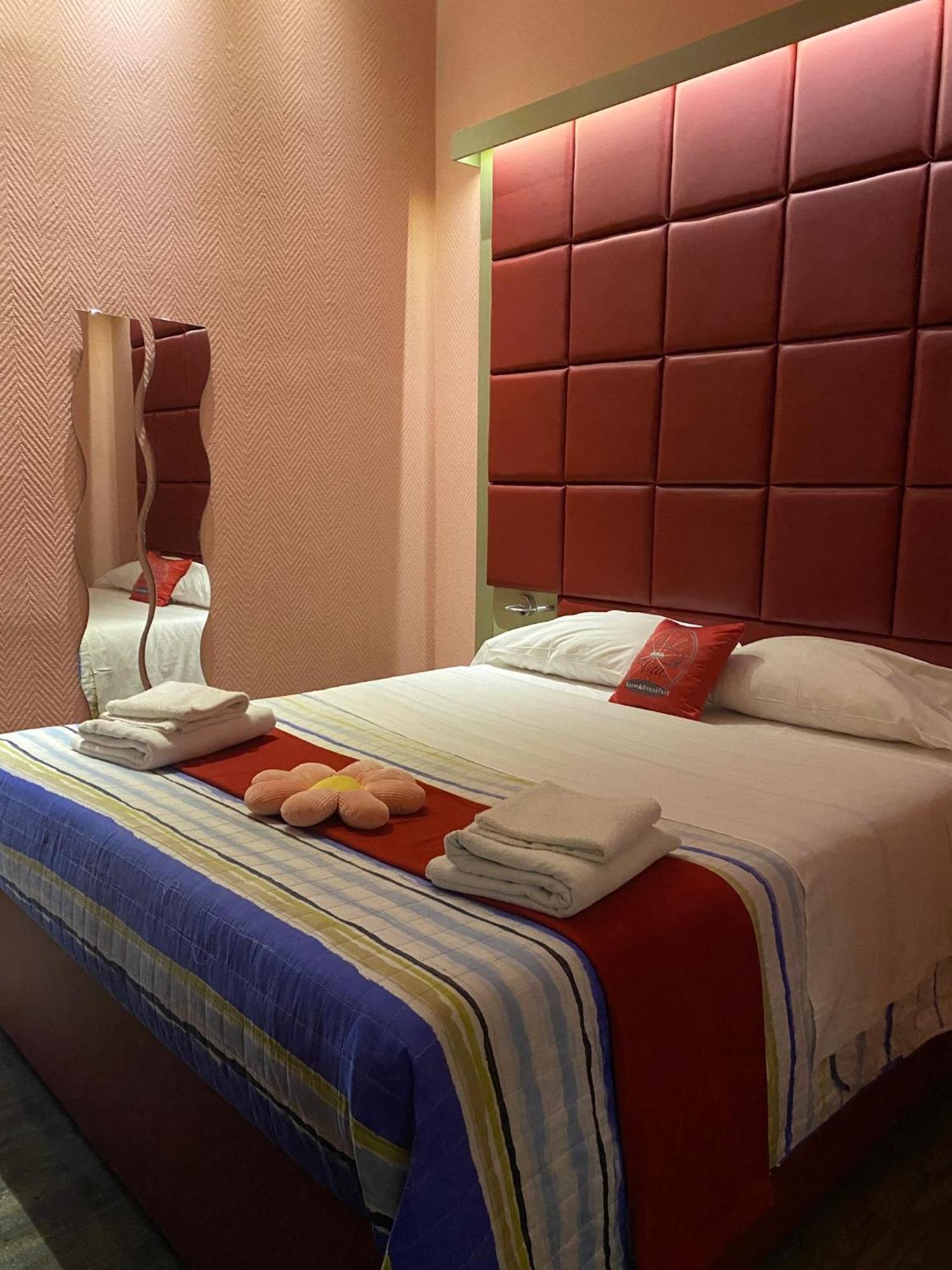 Dolce Vita Rooms Napels Buitenkant foto