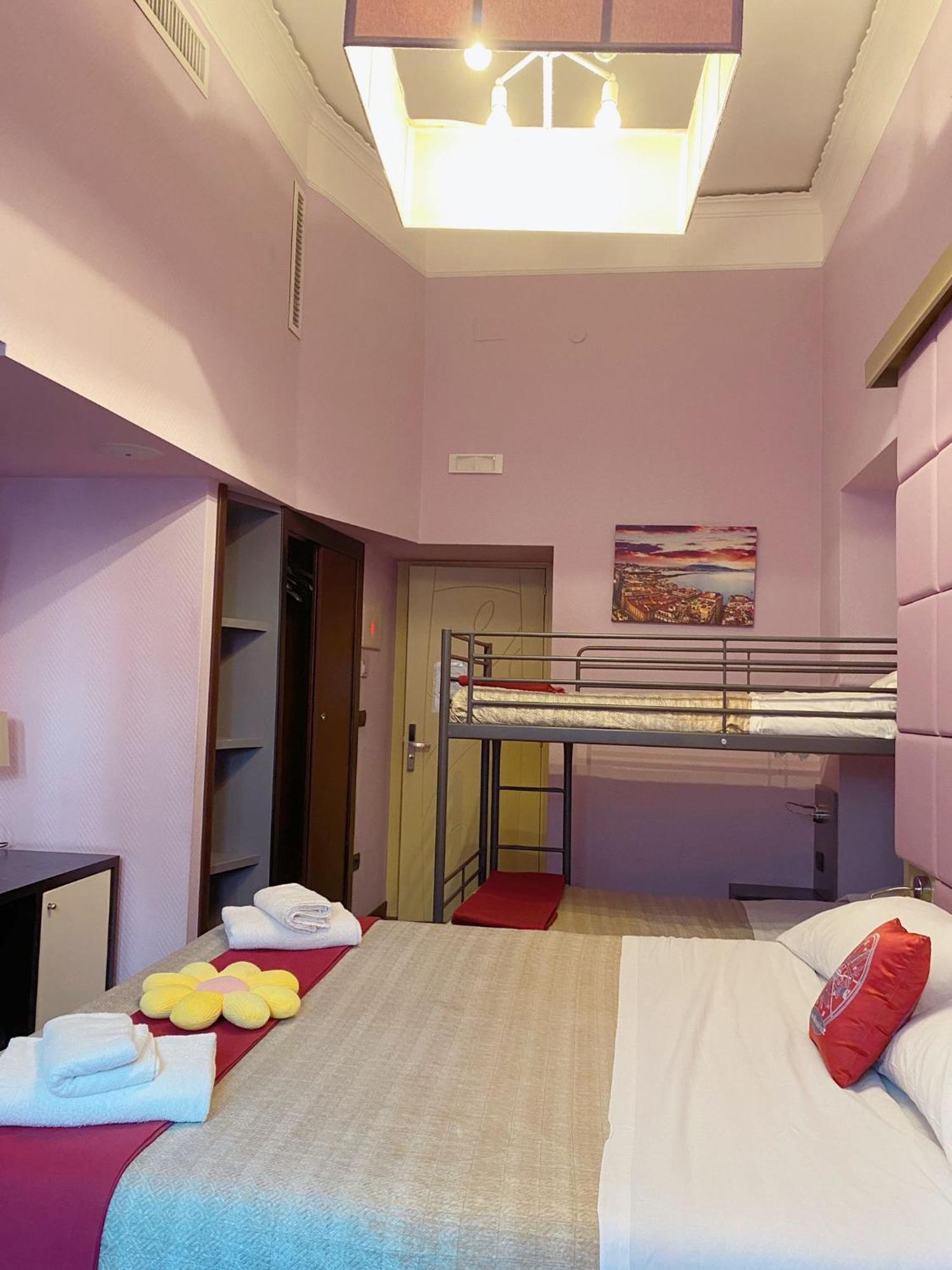 Dolce Vita Rooms Napels Buitenkant foto